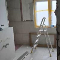 Abruch und Sanierungsarbeiten